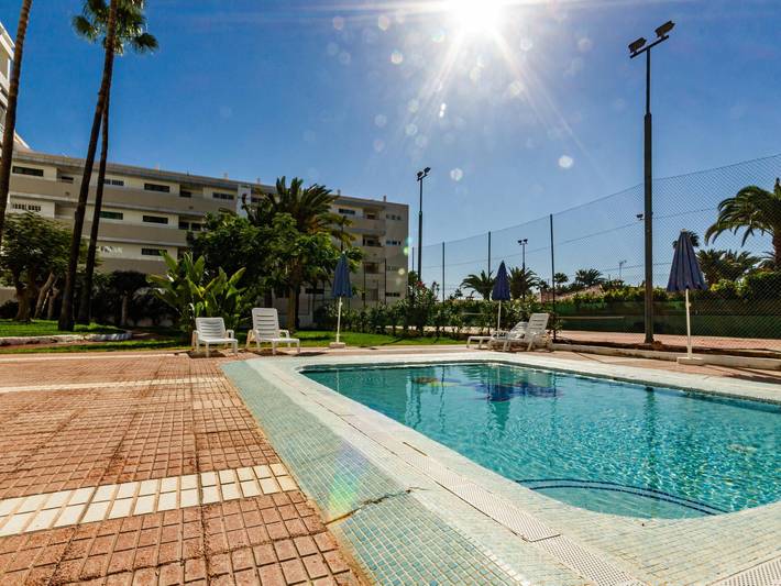 Ferienwohnung für 2 Personen, mit Kinderpool und Garten sowie Terrasse und Pool in Playa del Inglés - 4