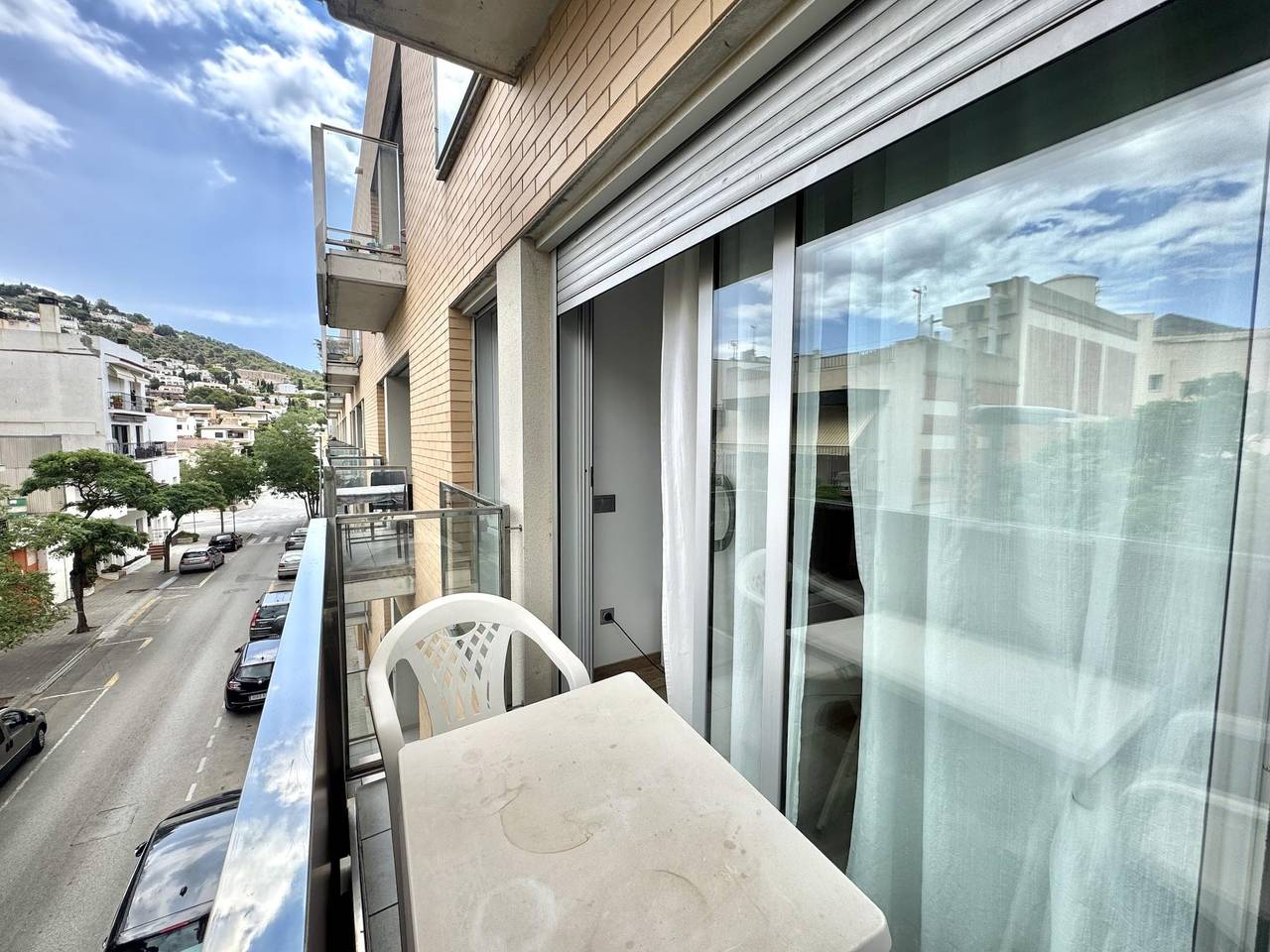 Entire vacation apartment, Tg. Apartment in Roses center with parking in Roses Centre, Roses