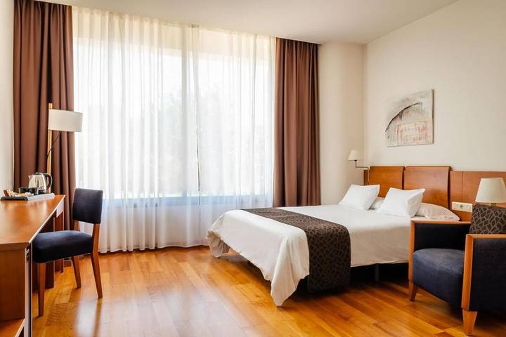 Hotel para 2 personas, con terraza y jardín - 1