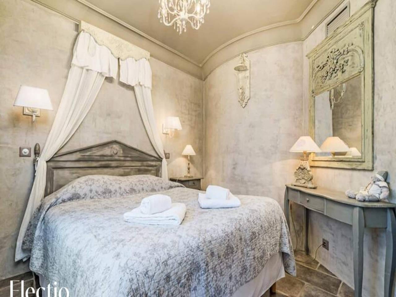 Entire apartment, Apartments for 2 People in Oppède, Parc naturel régional du Luberon