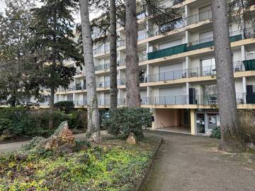 Gîte pour 2 personnes, avec balcon, animaux acceptés dans Thermes de Gréoux les Bains