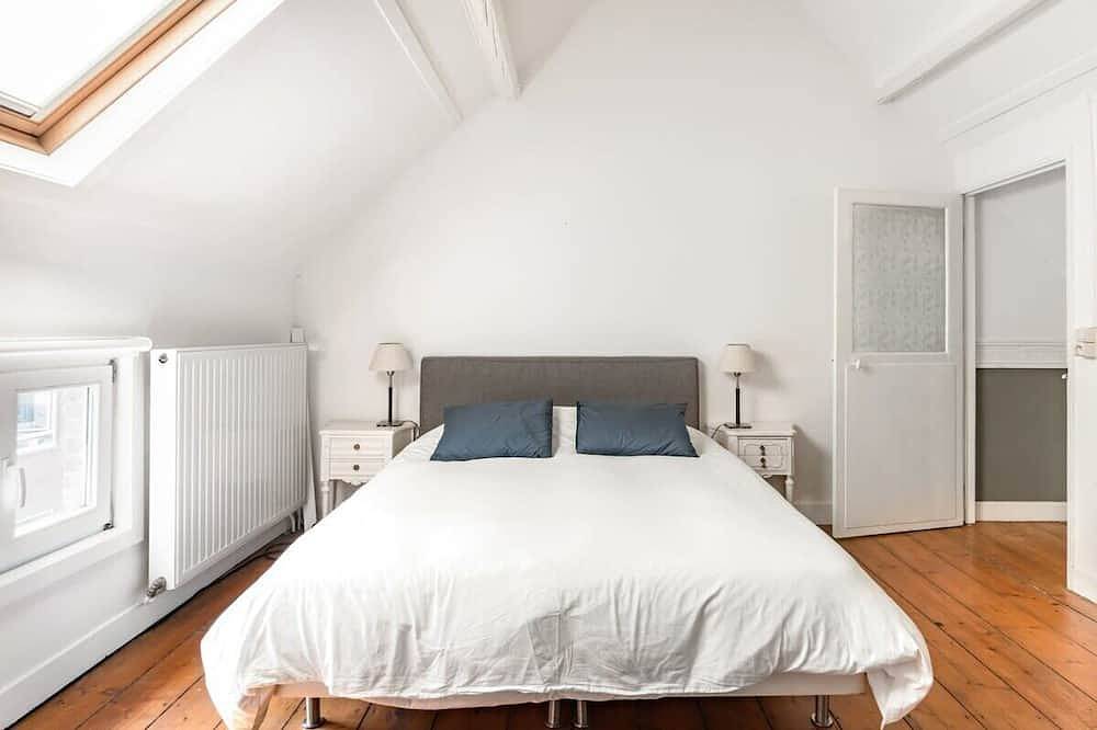 Urban Comfort: Central 2-Br Townhouse for 6 in Gand, Provincia delle Fiandre Orientali