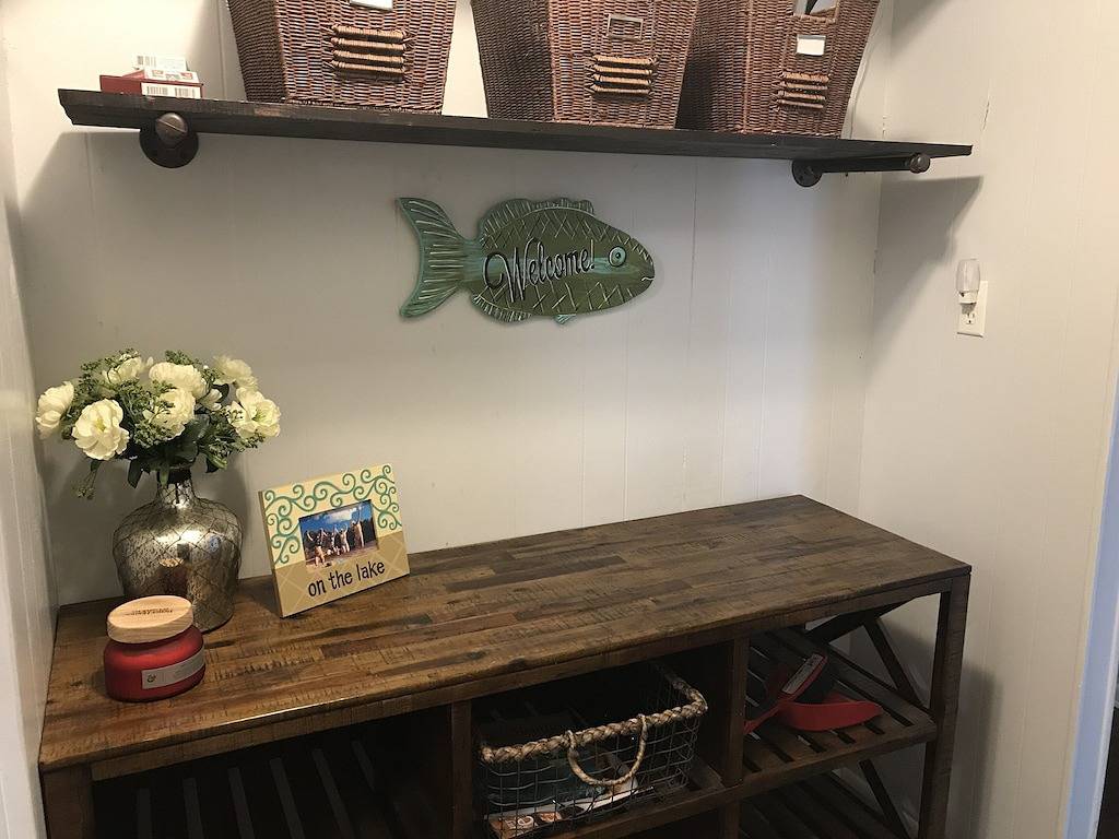 Charming Cottage Snuggled in Main Lake Cove mit perfekter Lage und Aussicht in Toledo Bend Reservoir