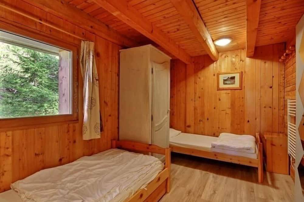 Chalet 15 personnes, proche pistes, 7 chambres, La Plagne in Plagne Villages, La Plagne-Tarentaise