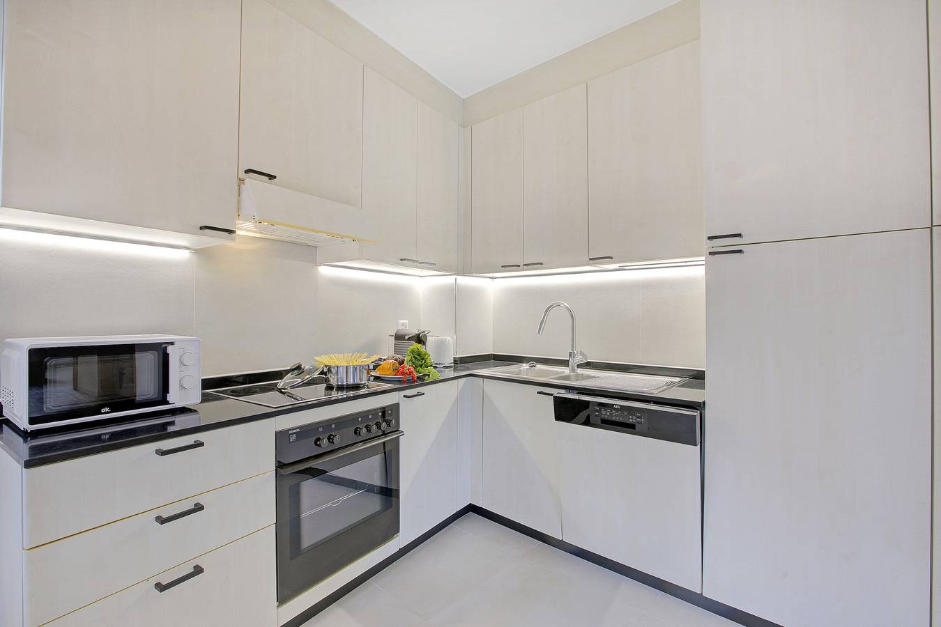 Appartement entier, Appartement de vacances pour 4 personnes avec terrasse in Lugano, Lac de Lugano