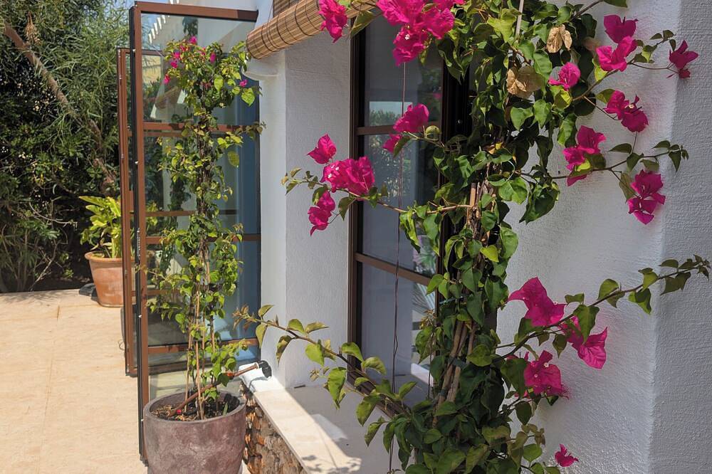 Amazing villa near the beach in Binibeca, Sant Lluís