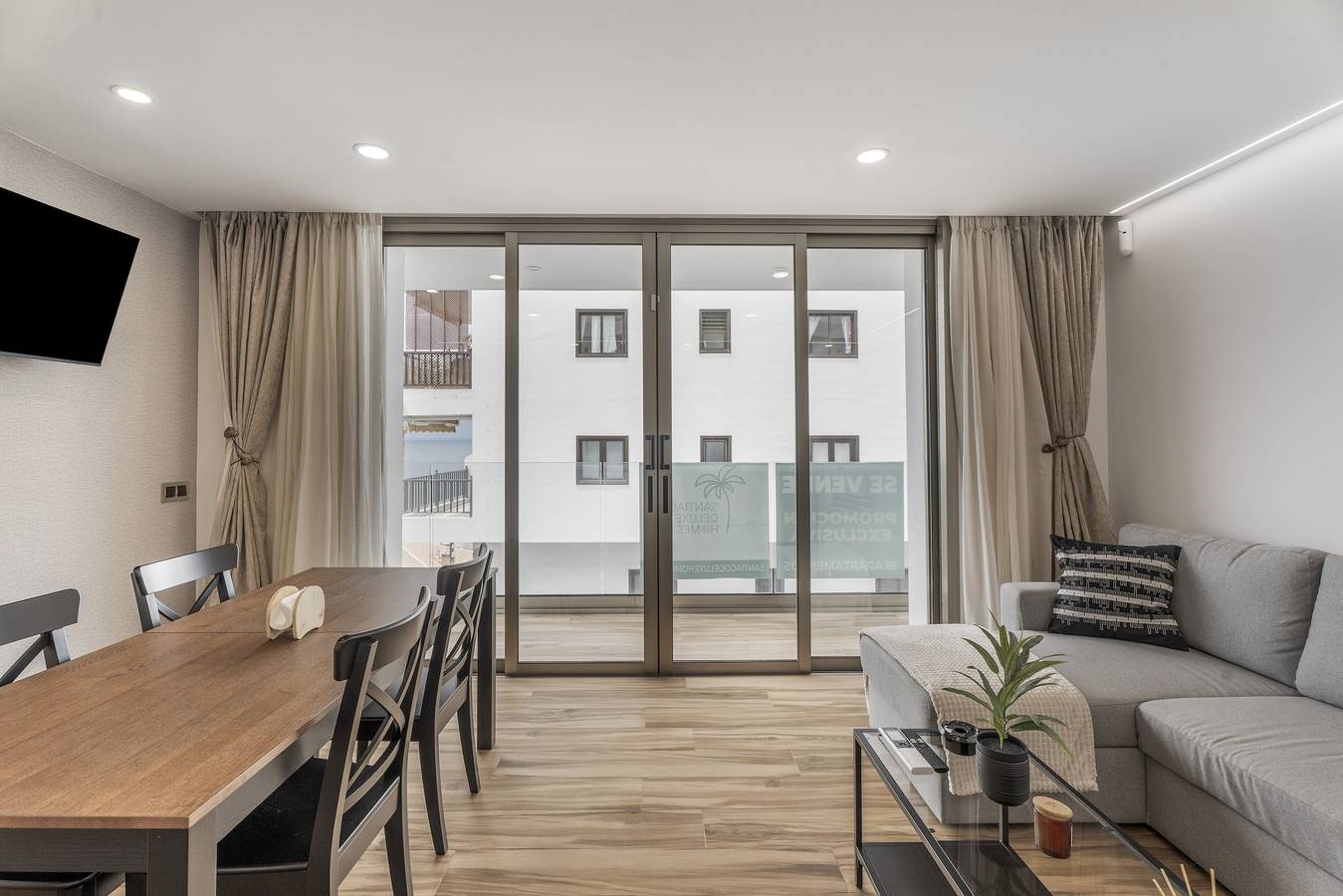 Apartamento entero, Apartamento Vacacional 'Seba Deluxe Home' con Vistas al Mar, Wi-Fi y Aire Acondicionado in Puerto Santiago, Santiago del Teide