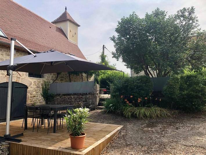 Location de vacances pour 6 personnes, avec jardin à Saint-Jean-Lagineste
