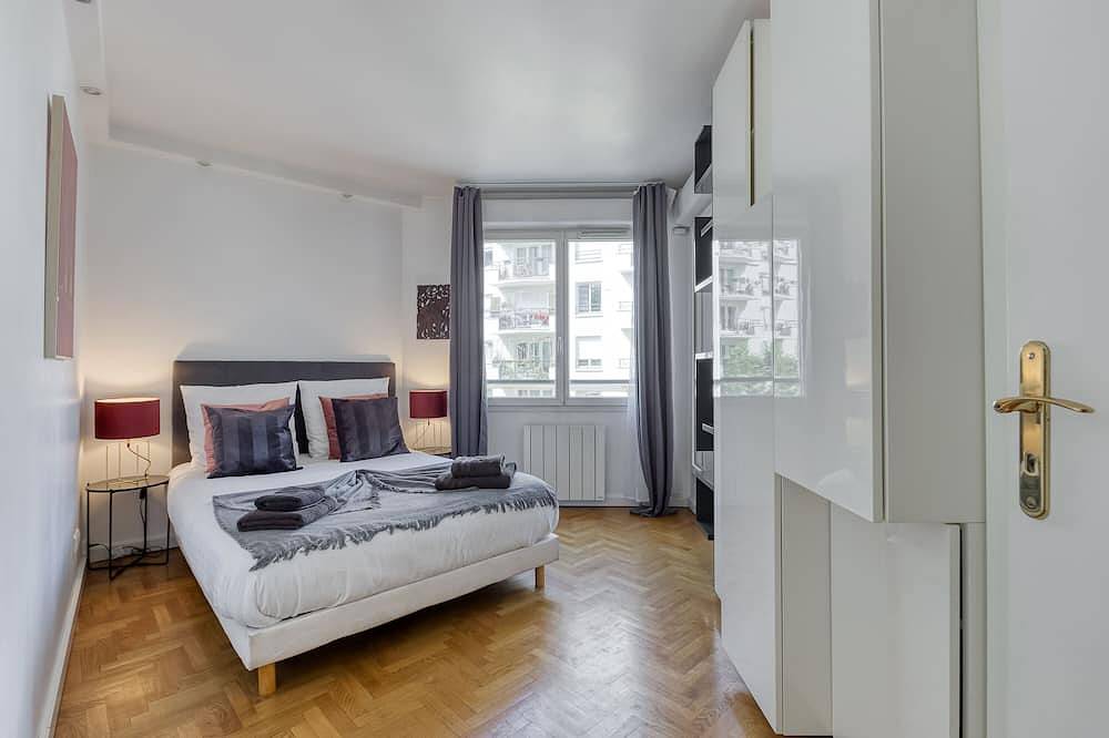 Entire apartment, Smart Stay - Domotic - 5 minutes métro in Charenton-le-Pont, Val-de-Marne