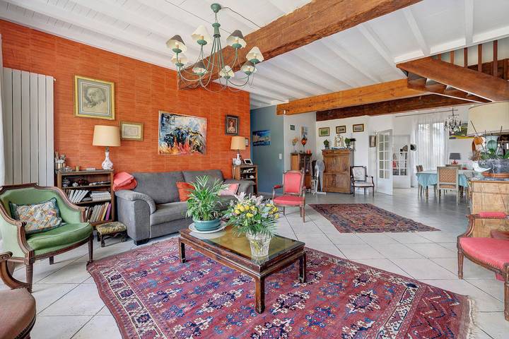 Villa de 6 dormitorios con vistas al campo, piscina privada y Wi-Fi in Flourens, Toulouse region