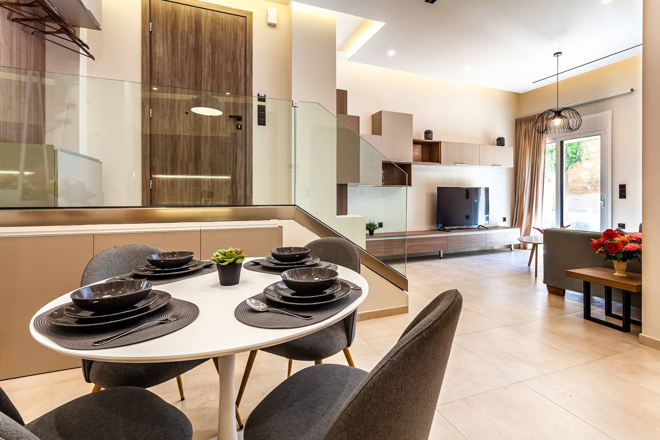 Ganze Wohnung, Ferienwohnung für 4 Personen mit Garten in Kalamata, Messenien