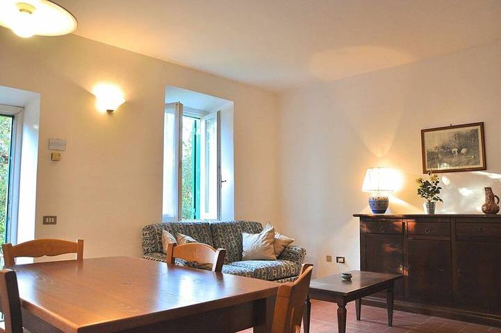 Ferienwohnung für 3 Personen, mit Pool und Garten - 1