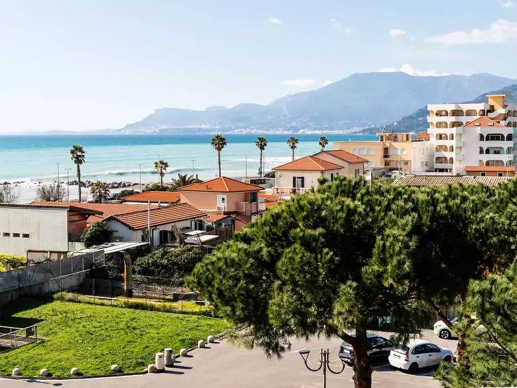 Apartamento entero, 3 estancias 6 personas in Ventimiglia (Ciudad), Ventimiglia