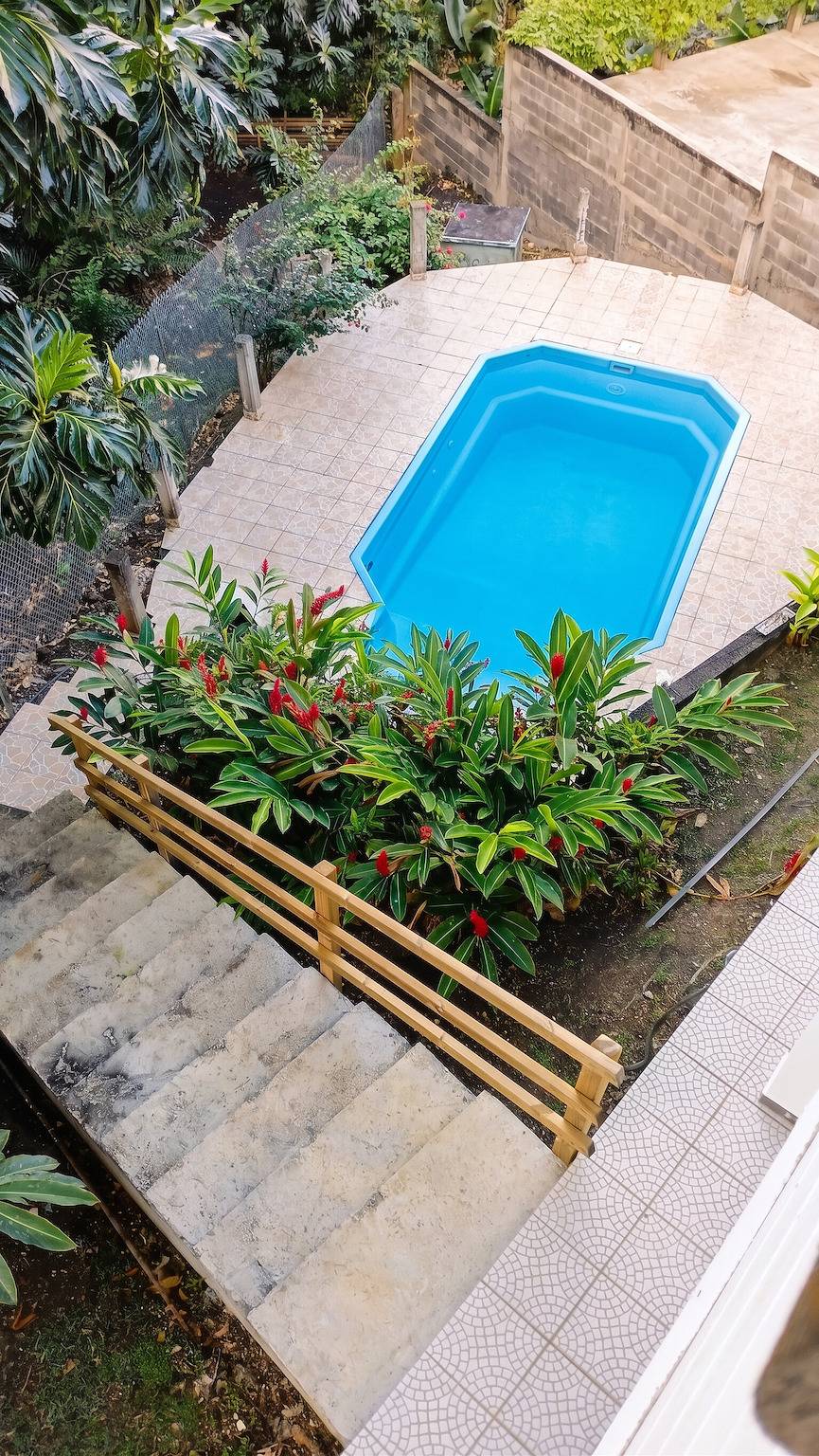 Entire apartment, Cozy Apartment with Pool in Deshaies, 40 m² in Deshaies, Guadeloupe (Caribbean)
