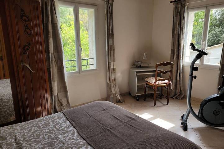 Villa “Des Oliviers” – perfect for a visit to Provence in Caumont-sur-Durance, Vaucluse