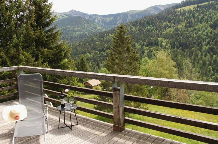 Ferienwohnung für 3 Personen, mit Balkon und Terrasse sowie Ausblick in Dornbirn