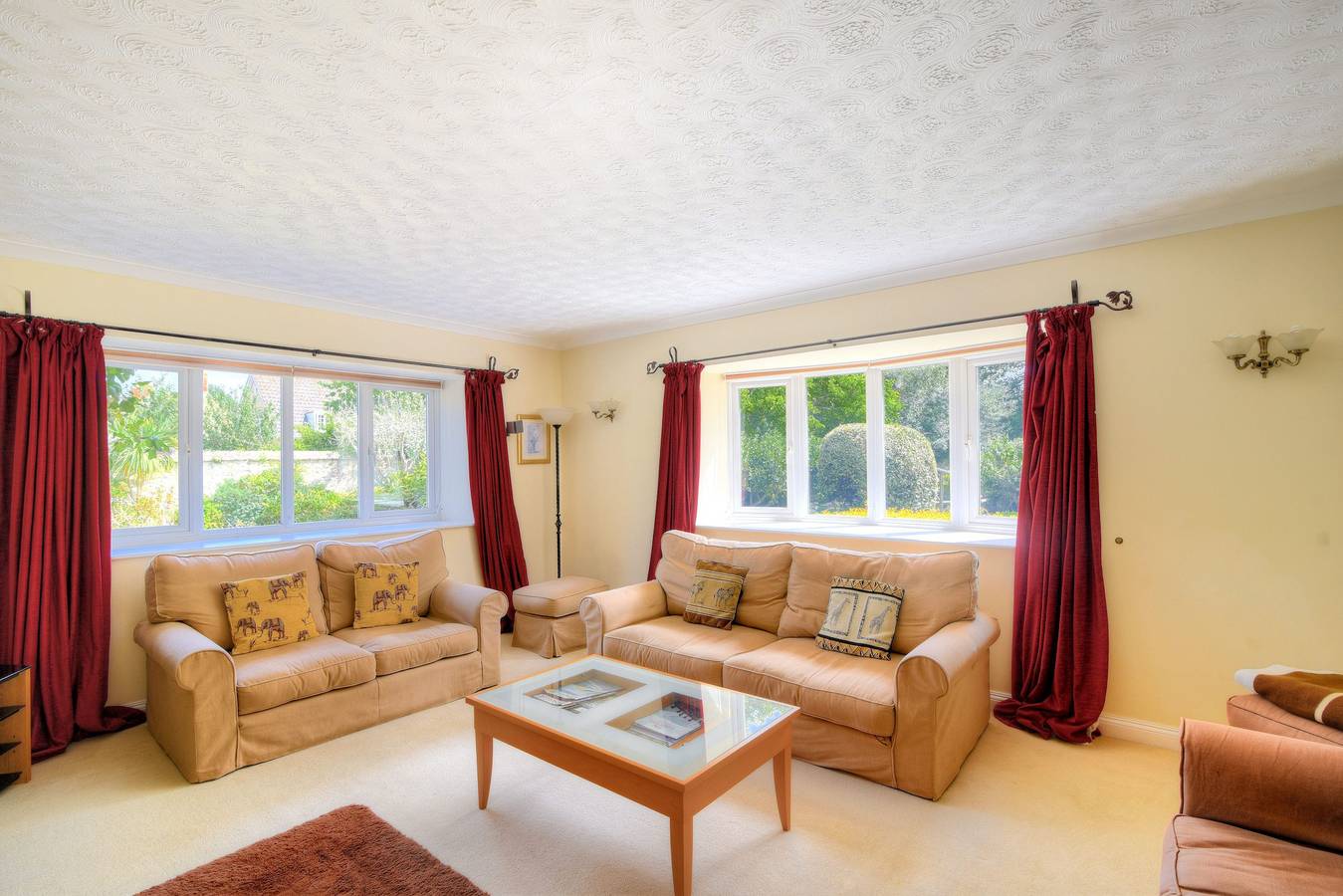 Manor Lodge in Burton Bradstock, Dorset