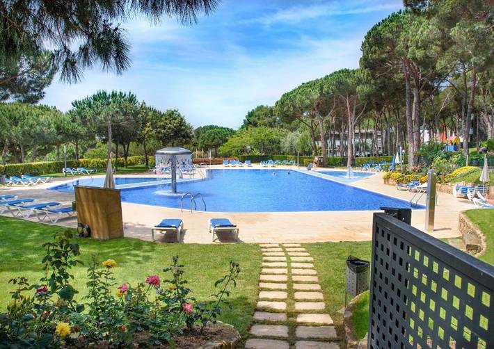 Village para 3 personas, con Jacuzzi y Terraza además de Jardín y Piscina para niños en la Costa Brava