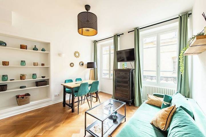Appartement de vacances pour 2 personnes, animaux acceptés à Versailles