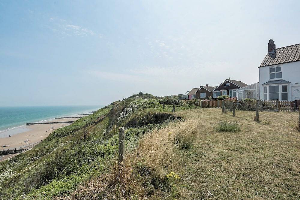 3 bedroom accommodation in Overstrand, Cromer in Overstrand, Norfolk Coast