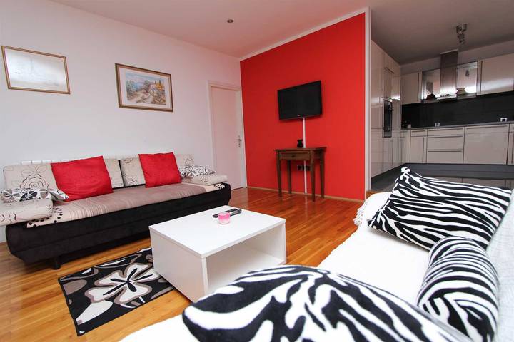 Apartamento entero, Apartamento de vacaciones para 4 personas con balcón/terraza in Rovinj (Istria), Rovinj