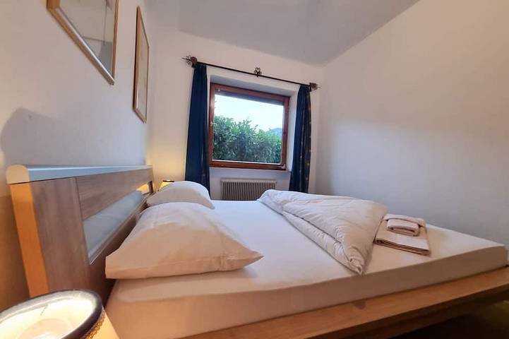 Geheel appartement, Appartementhaus Zillertal Arena - Ferienwohnung für 2 Personen in Zell am Ziller, Bezirk Schwaz
