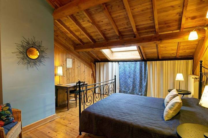 Gîte pour 10 personnes, avec sauna et jardin à Chalmazel - 3