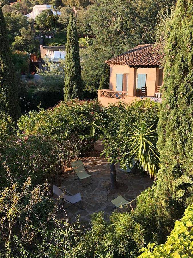 Villa pour 8 personnes, avec jardin ainsi que piscine et vue à Rayol-Canadel-sur-Mer - 4
