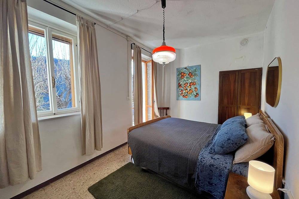 Casa Vigneto - Villa with Pool in Toano, Reggio Emilia Province