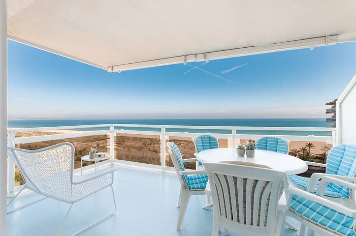 Appartement de vacances pour 6 personnes, avec Terrasse ainsi que Jardin et Piscine à Playa de Gandía