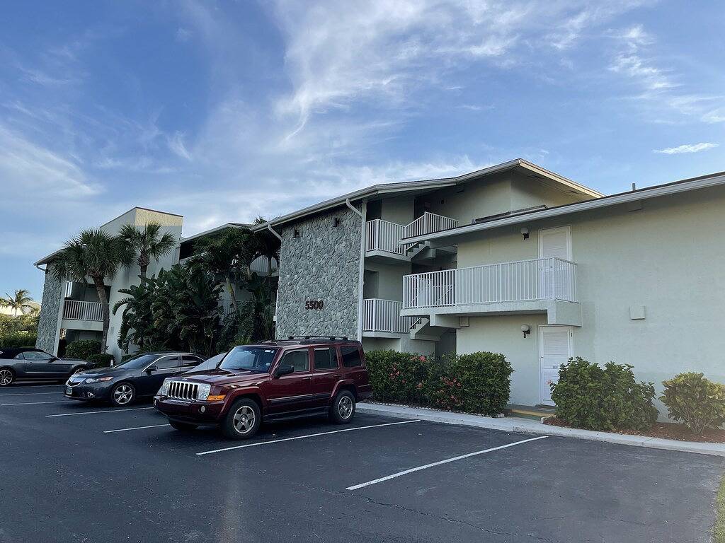 Ganze Wohnung, Ocean Village,Beachfront Paradise,Golf, 4 Heated Pools,Pickleball,Tennis & More! in Fort Pierce, Hutchinson Island