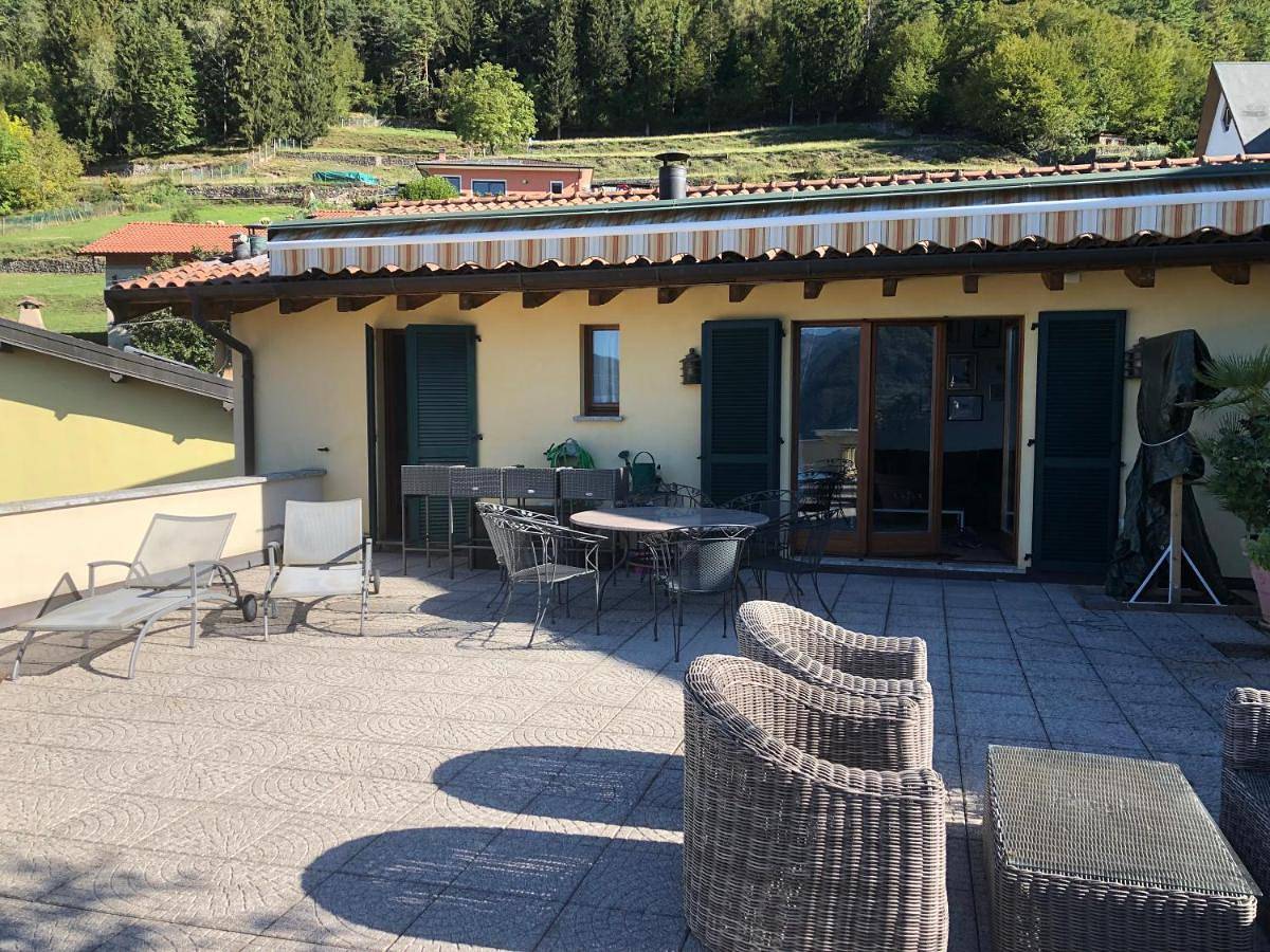 Ganze Wohnung, Penthouse Lago di Como / Lago di Lugano in Carlazzo, Gemeinde Carlazzo