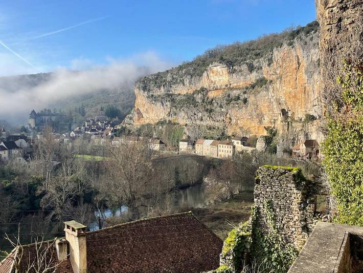 Location de vacances pour 2 personnes, avec vue et terrasse à Cabrerets - 4
