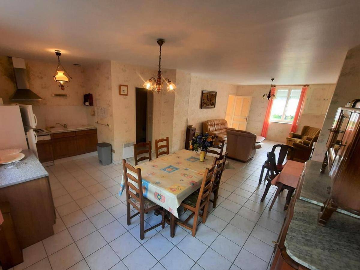 3-Bedroom House in Chuffilly-Roche, Ardennes