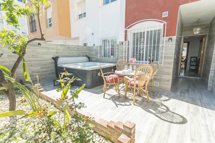 Hus för 6 Personer, med trädgård och bubbelpool, med husdjur i Nerja