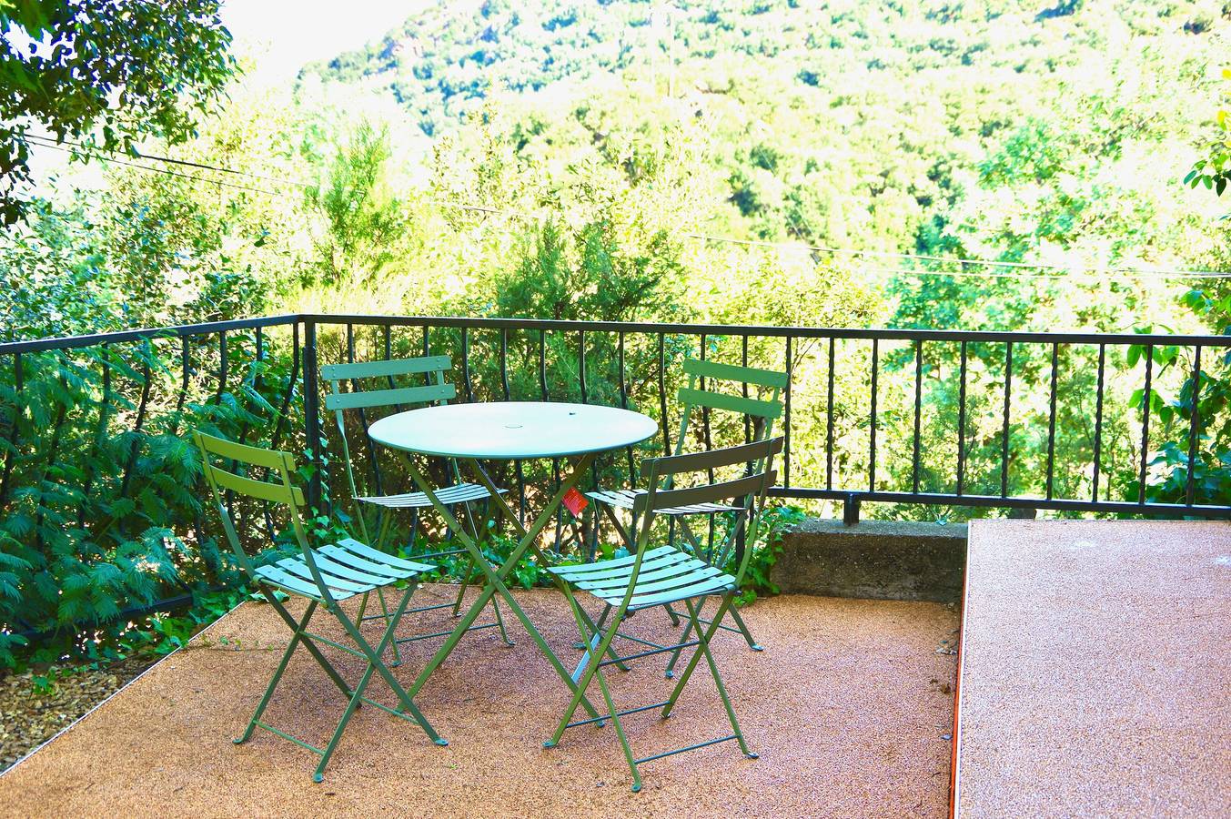 Casa Vermella con piscina y terraza in Sorède, Región Céret
