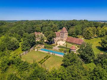 Château pour 8 personnes, avec jardin et terrasse en Nouvelle-Aquitaine