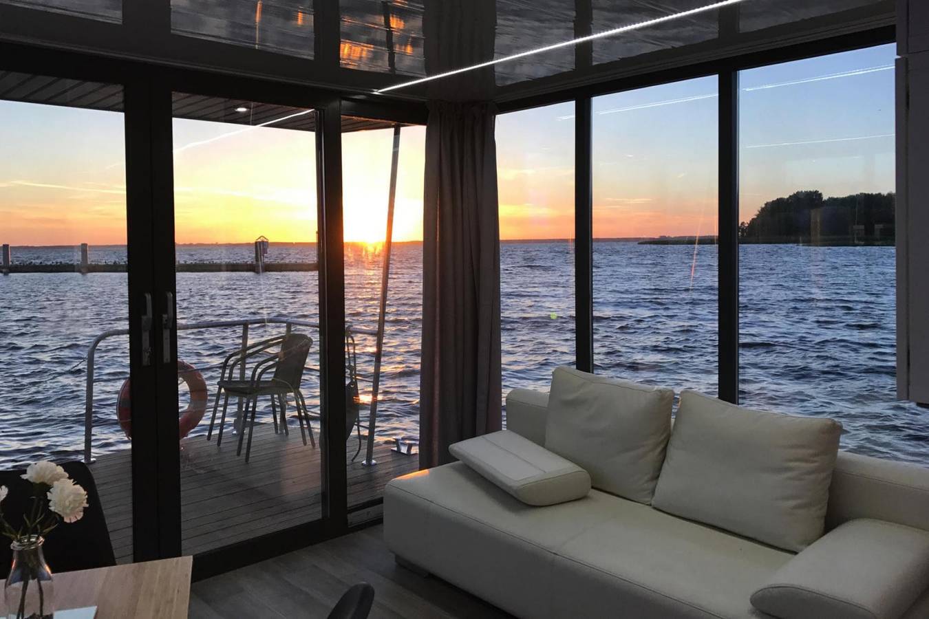 Haus in Dziwnów am Wasser in Dziwnów, Wollin