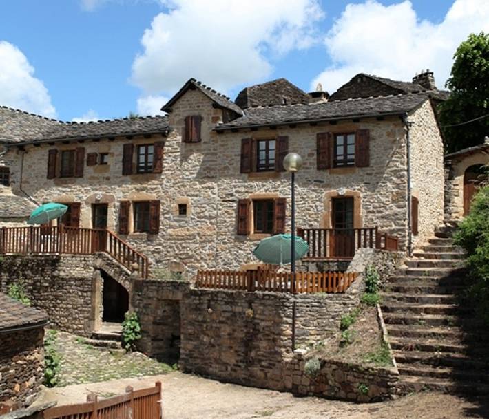 Gîte pour 4 personnes, avec terrasse à Les Bondons - 2