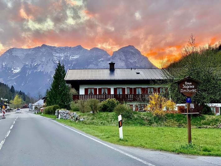 Ferienwohnung für 2 Personen, mit Balkon und Terrasse sowie Garten am Königssee
