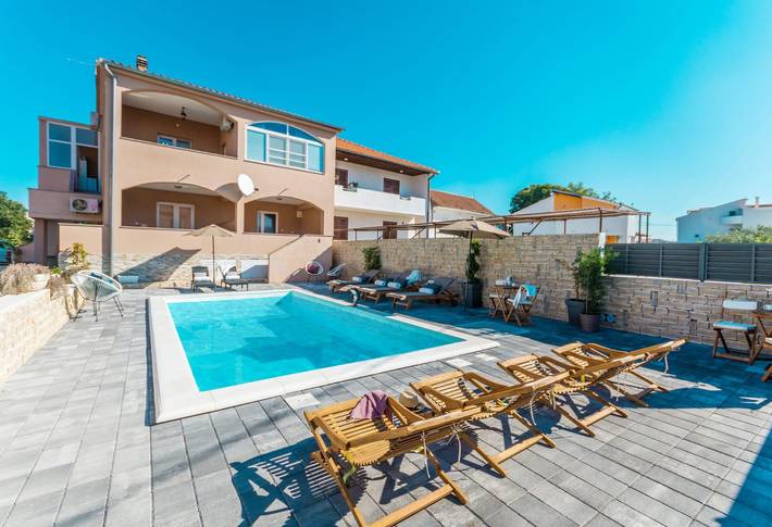 Ferienwohnung für 4 Personen, mit Garten und Terrasse in Biograd na Moru - 2