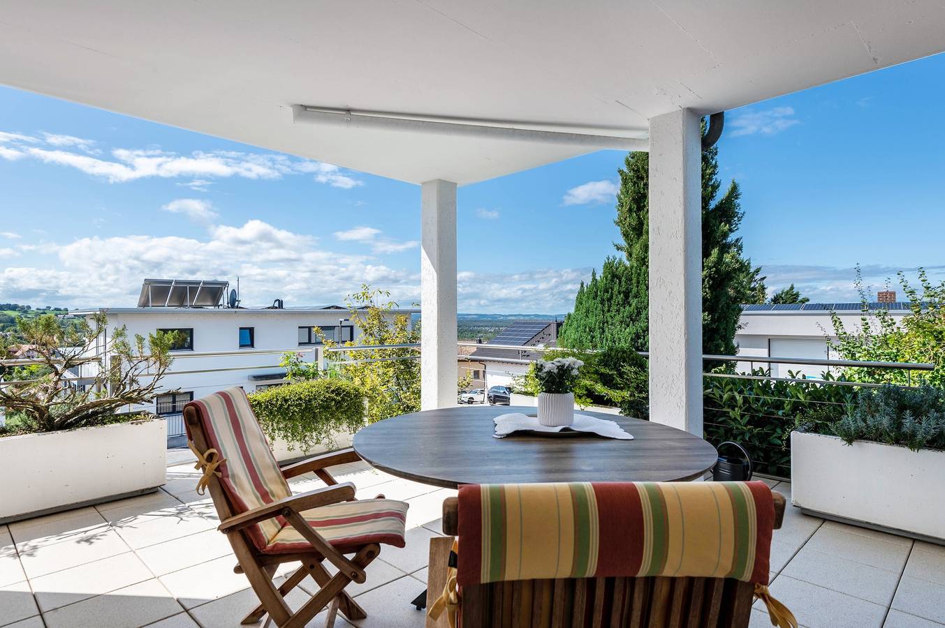 Ganzes Studio, Studio 'Die Ferienwohnung' mit Privatterrasse und Wi-Fi in Bad Bellingen, Südschwarzwald