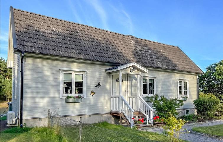 Ferienhaus für 6 Personen, mit Terrasse und Garten - 1