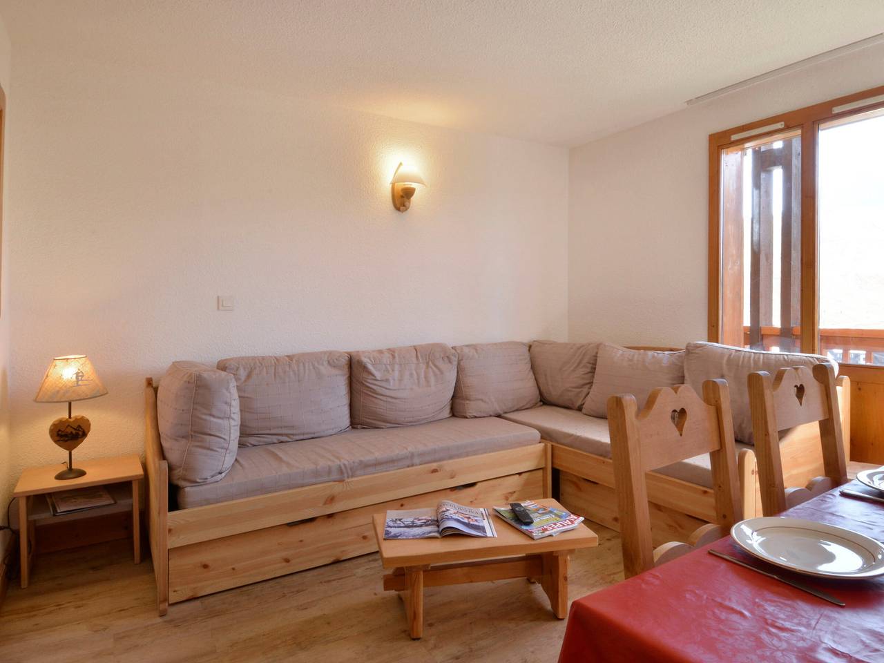 Entire apartment, Renovated comfy apartment 5 ppl at slopes with Wifi and pets allowed in Belle Plagne, La Plagne-Tarentaise