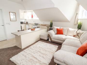 Holiday Rental for 6 People in Prestatyn, Denbighshire, Photo 2
