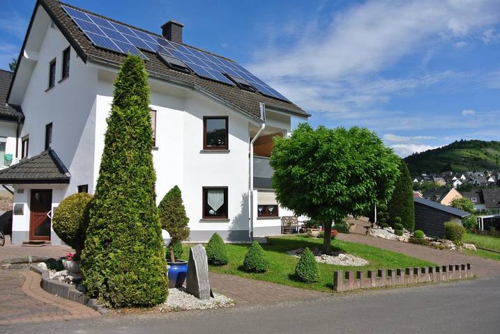 Ferienwohnung für 4 Personen, mit Terrasse und Whirlpool sowie Sauna in Bernkastel-Kues & Umgebung