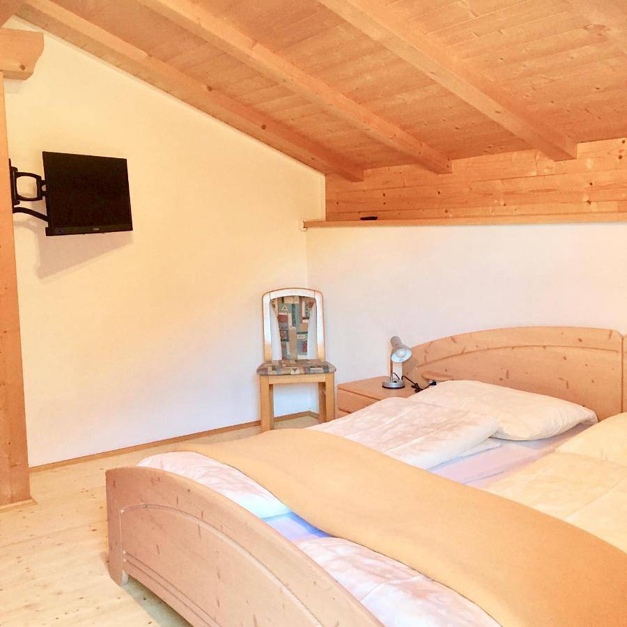 Ganze Wohnung, Apartment with Terrace in Deutschnofen (Bozen), Aldein