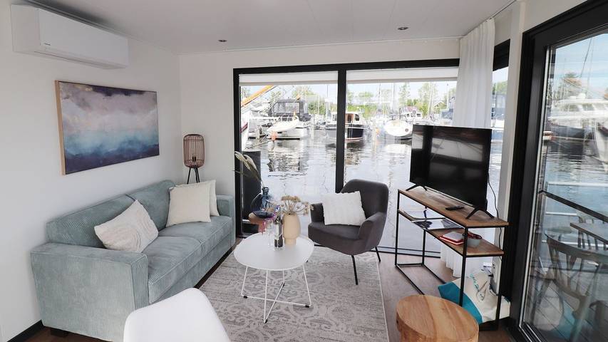 Vakantiehuis voor 4 personen, met tuin en uitzicht op het meer in Lemmer