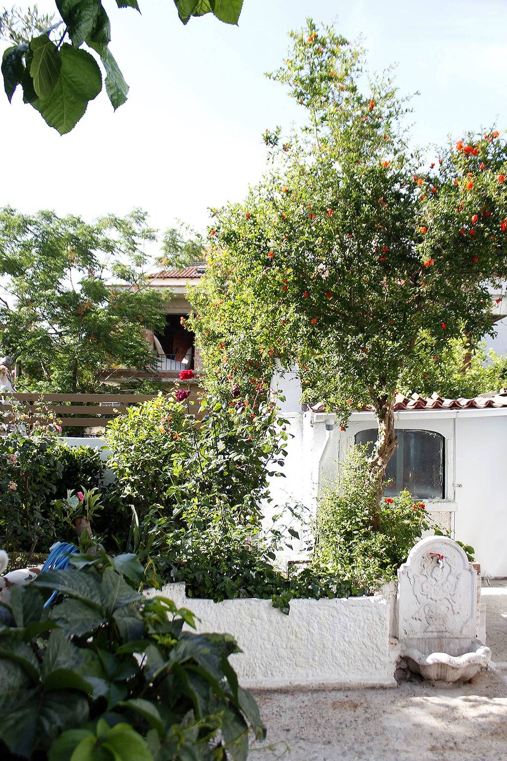 Entspannen Sie sich im versteckten Juwel von Elliniko in Athen, Süd-Athen