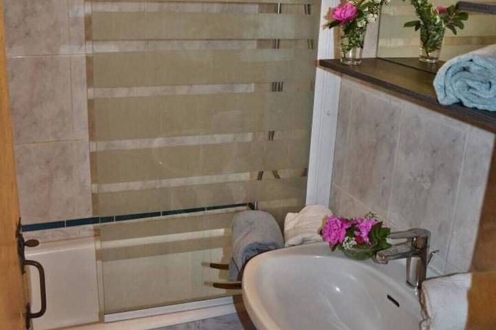 Appartement de vacances pour 4 personnes, avec Jacuzzi ainsi que Jardin et Sauna